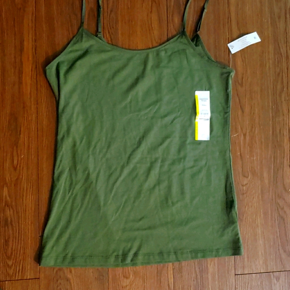 Adjustable straps fitted